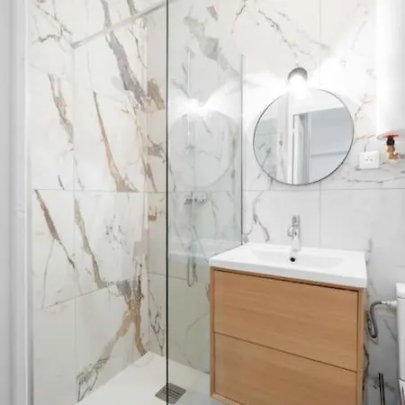 T2 Confort - Central- Bord De 100m - Clim Apartmán