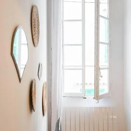 T2 Confort - Central- Bord De 100m - Clim Apartmán La Ciotat