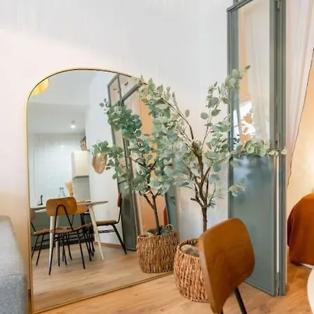 T2 Confort - Central- Bord De 100m - Clim Appartement *